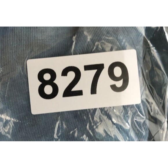 Alore Boys Tee Shirt Size 10-12 Blue Pirates Of The Caribbean - Picture 13 of 13